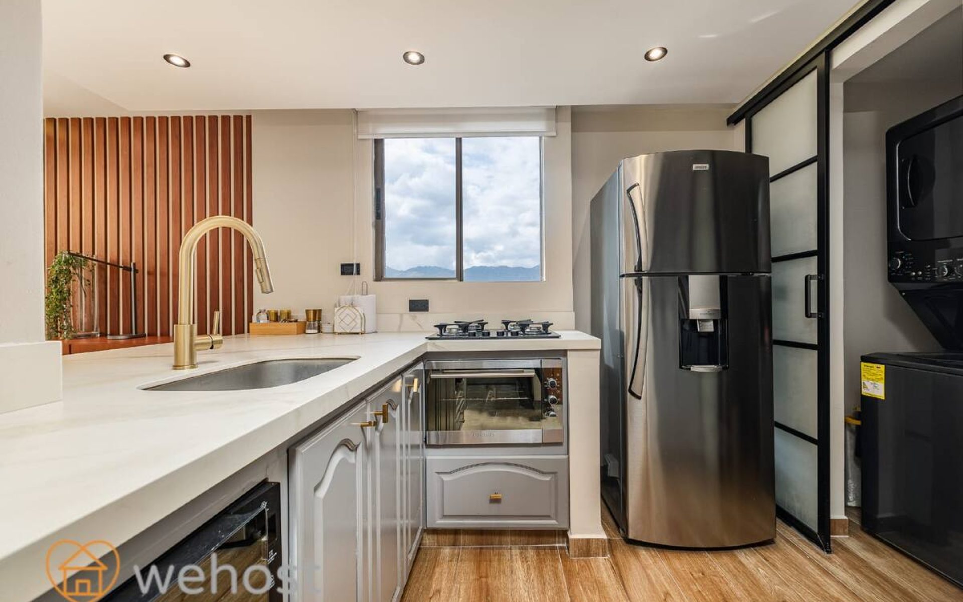 03918eb6-bf4e-47b1-bfc6-adc95faa6348