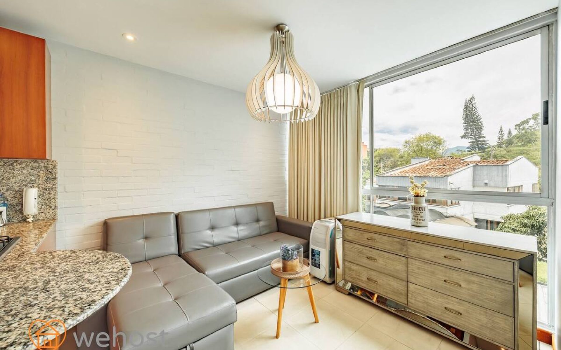 47bfe9f9-56db-4756-b0b0-49b21693726a