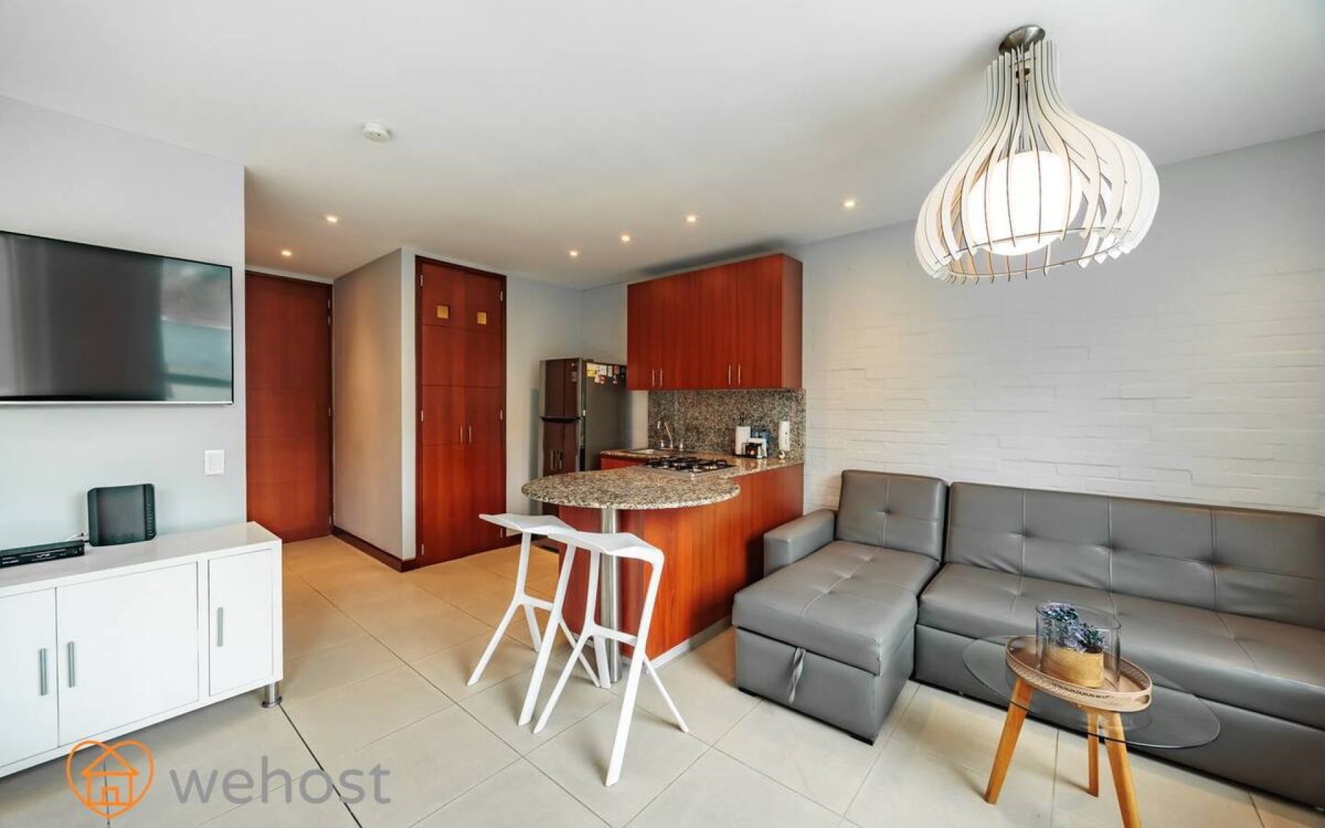 4f9956dc-52d0-4106-896b-a17c0da2bb3c