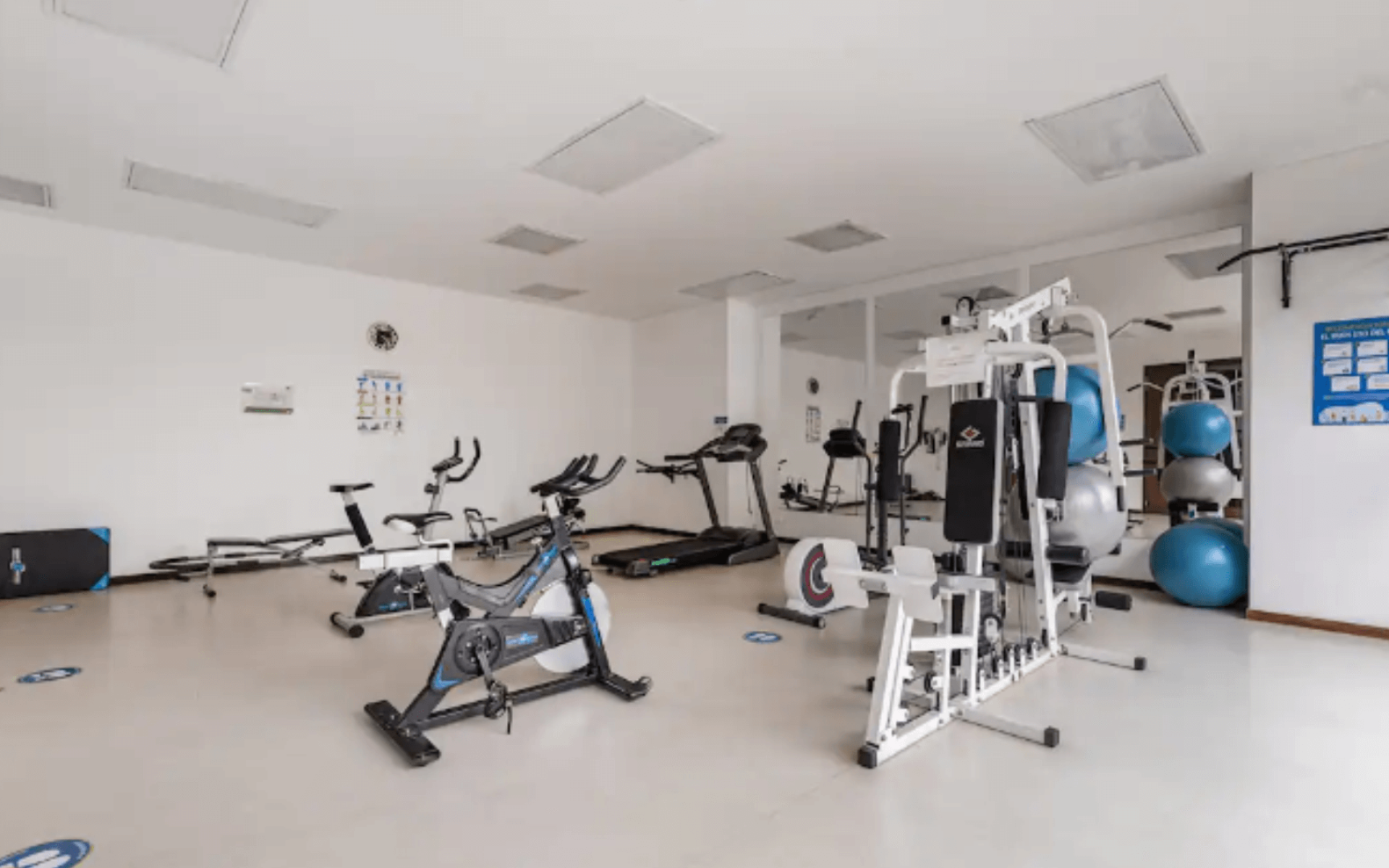 Copia de Milla de Oro Apartamento 2 habitaciones Poblado 43 Avenida 2