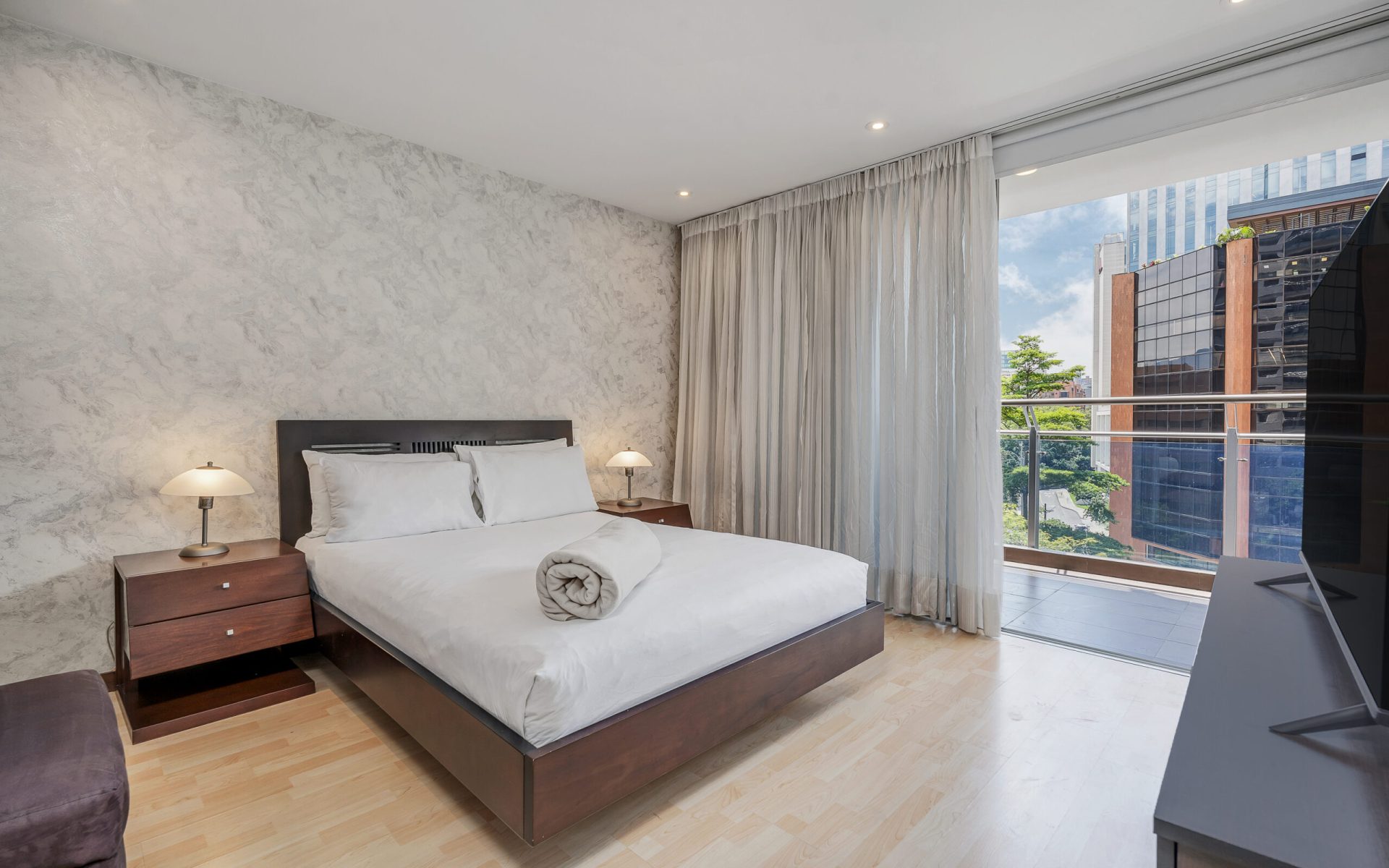 Milla-de-Oro-Apartamento-2-habitaciones-Poblado-43-Avenida-402-17