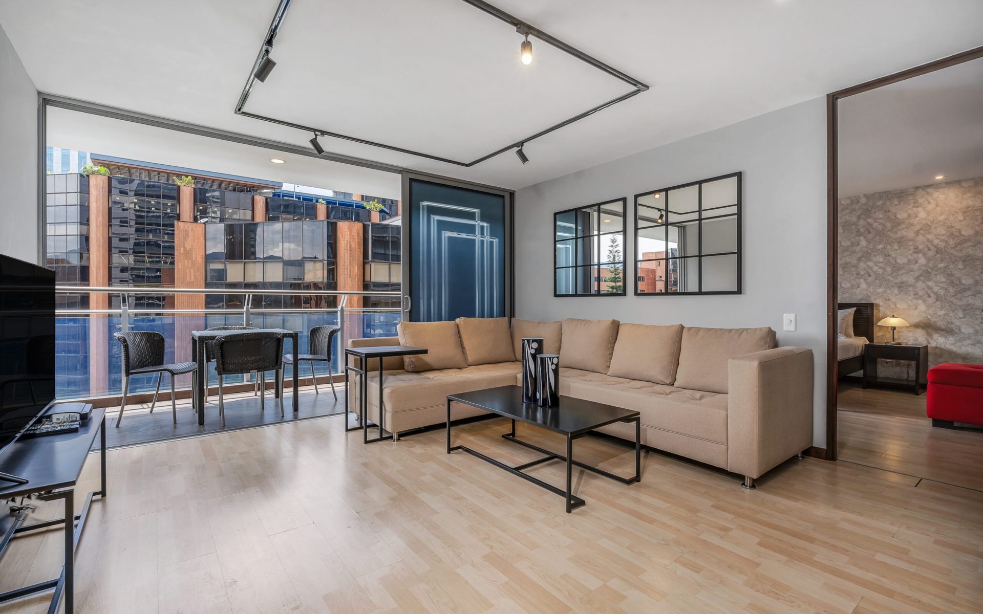 Milla-de-Oro-Apartamento-2-habitaciones-Poblado-43-Avenida-402-2