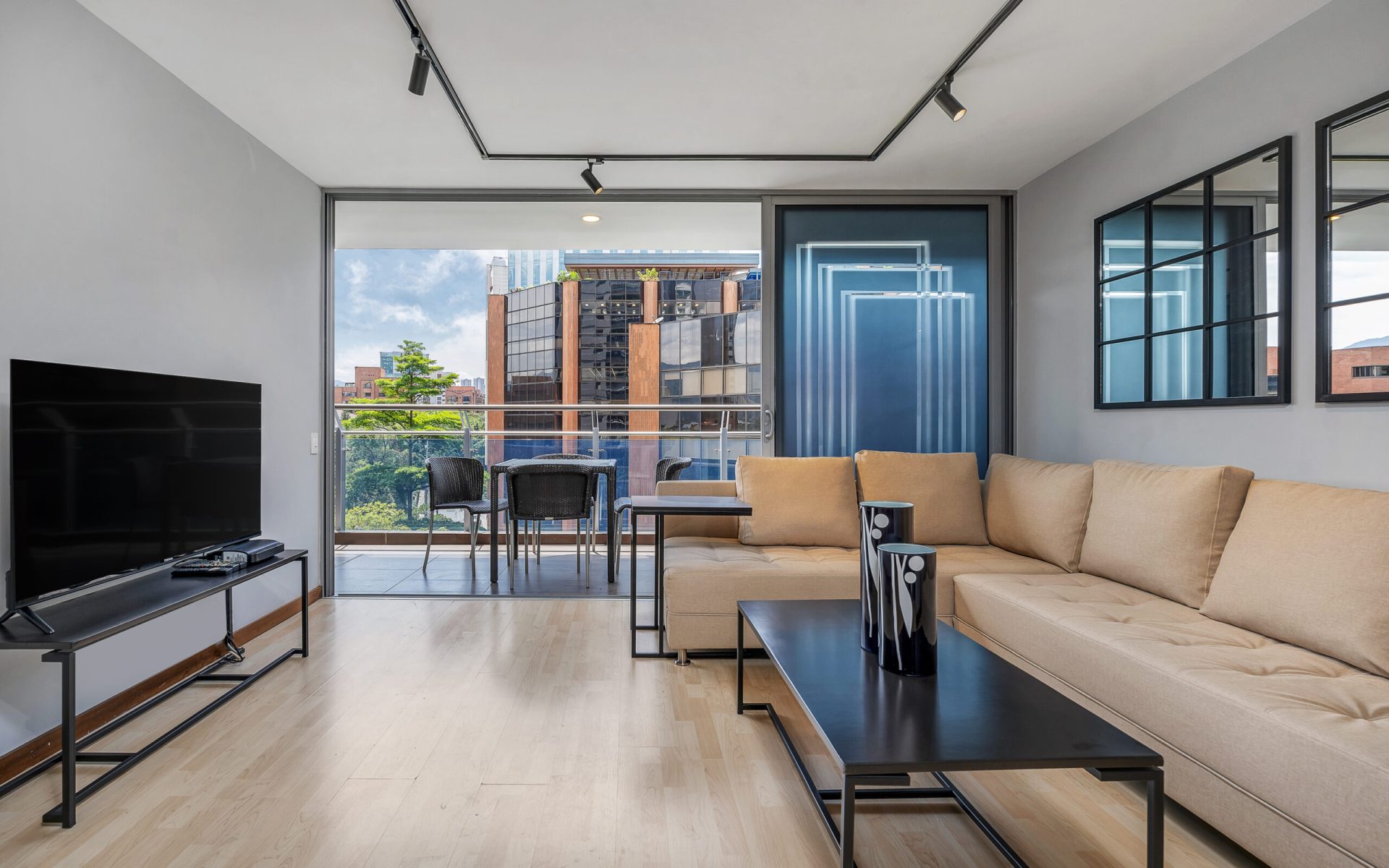 Milla-de-Oro-Apartamento-2-habitaciones-Poblado-43-Avenida-402-3