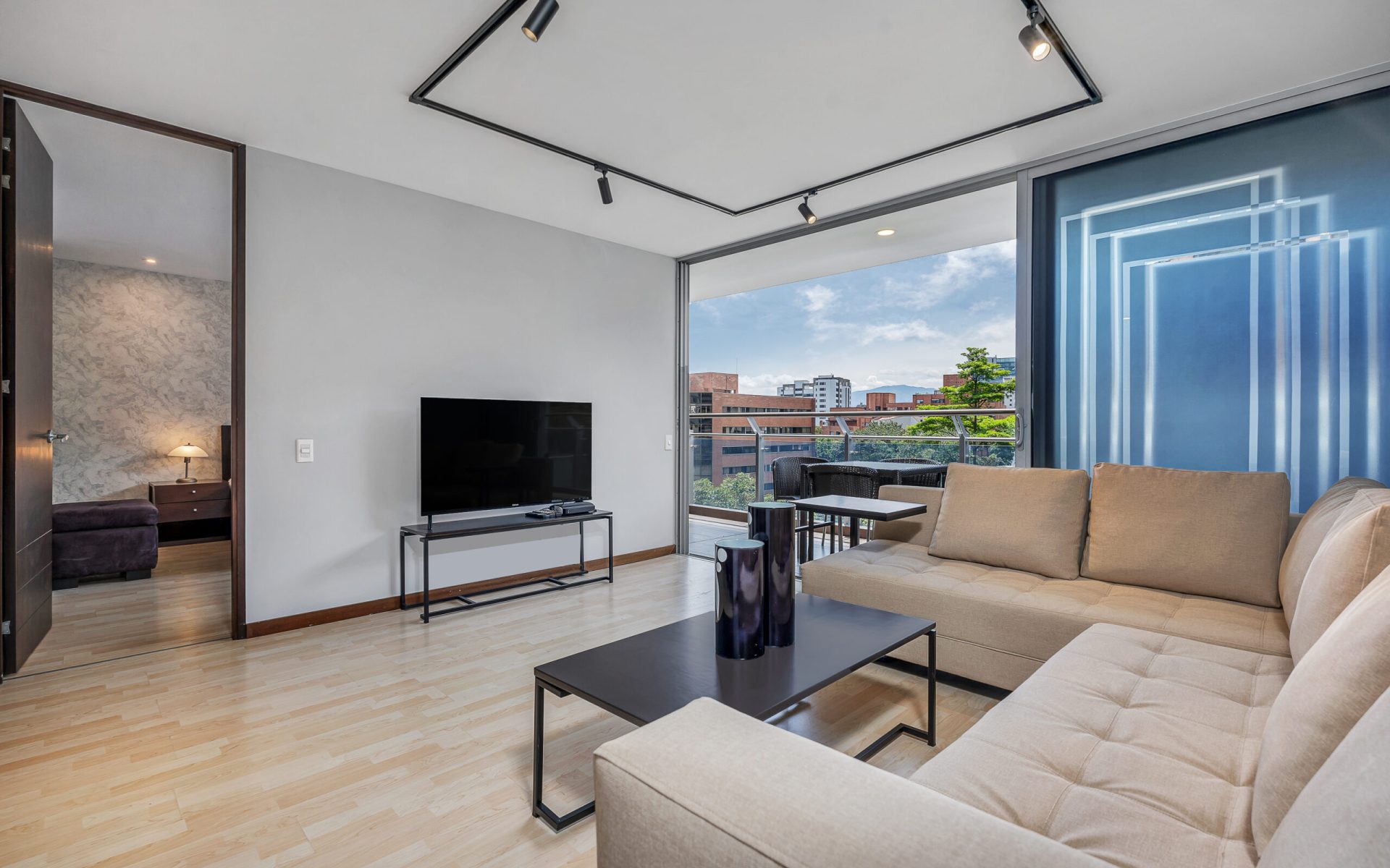 Milla-de-Oro-Apartamento-2-habitaciones-Poblado-43-Avenida-402-4