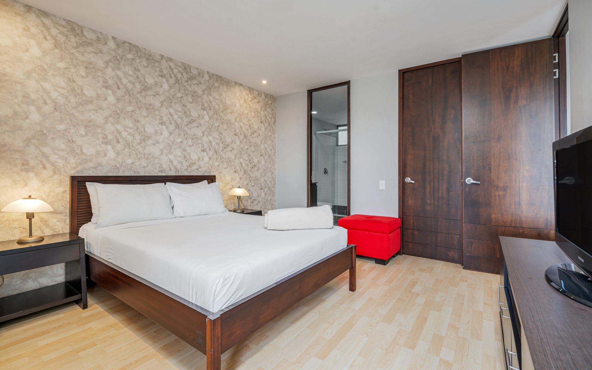 Milla-de-Oro-Apartamento-2-habitaciones-Poblado-43-Avenida-402-6