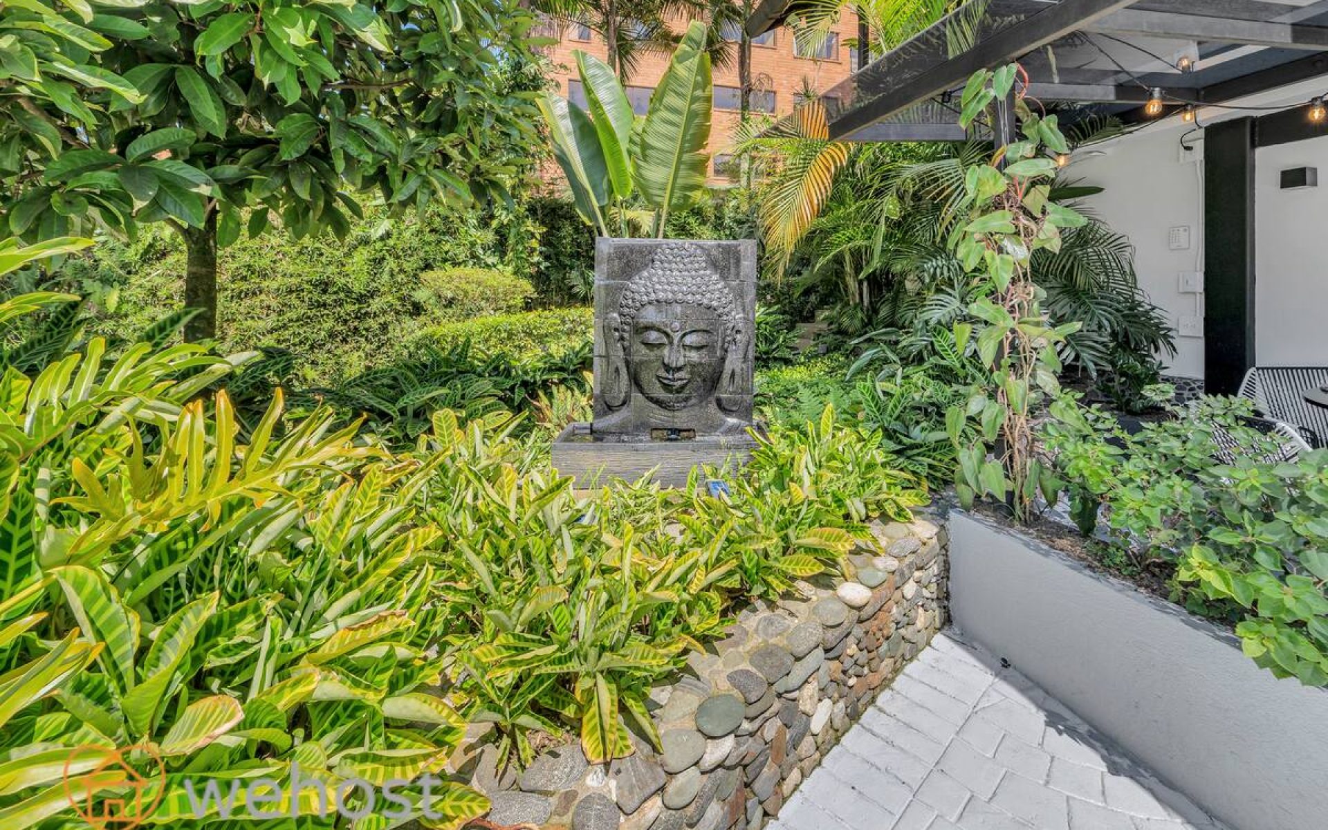 bd009d9c-9158-45b9-bcc9-c04fc321def0