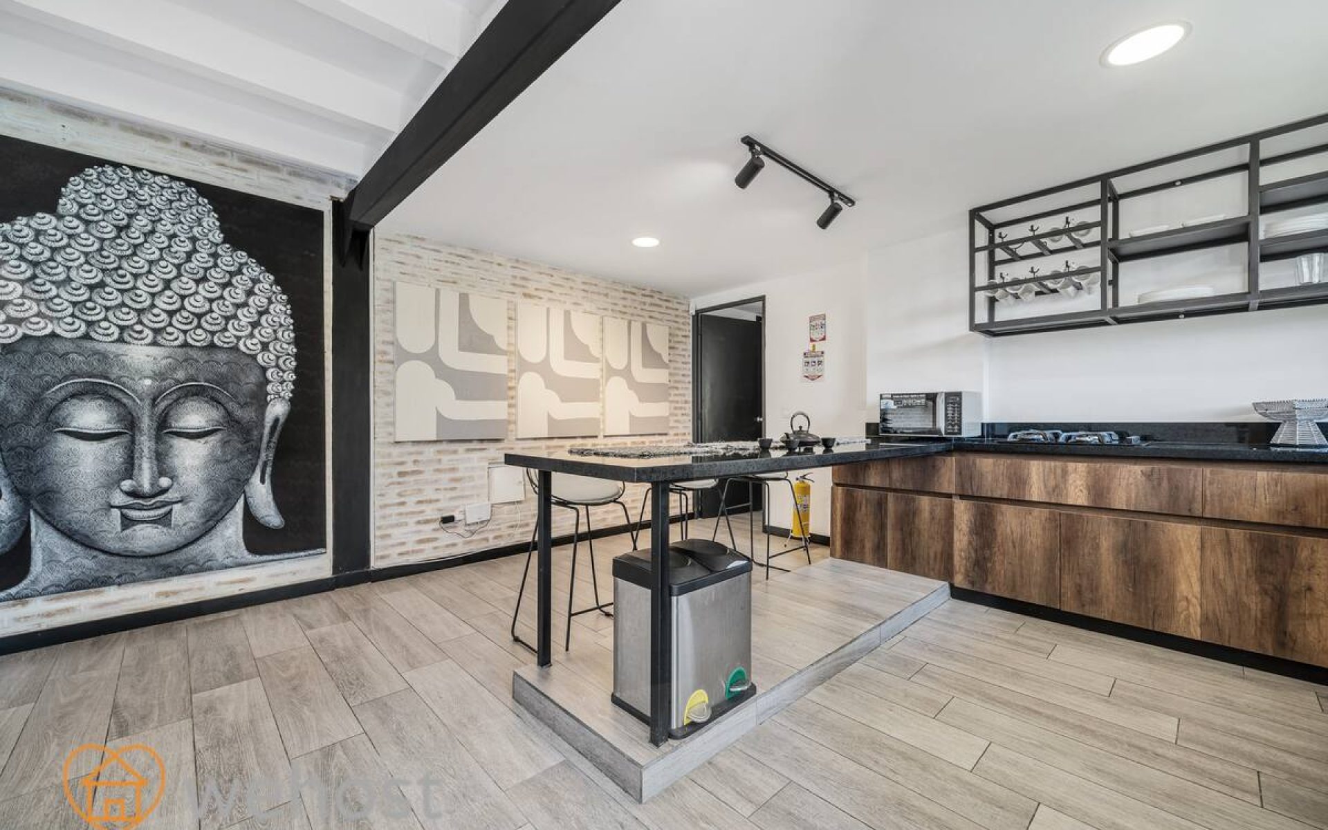 c1a7fc63-ccbc-49ef-8fb4-3a620b6861d9