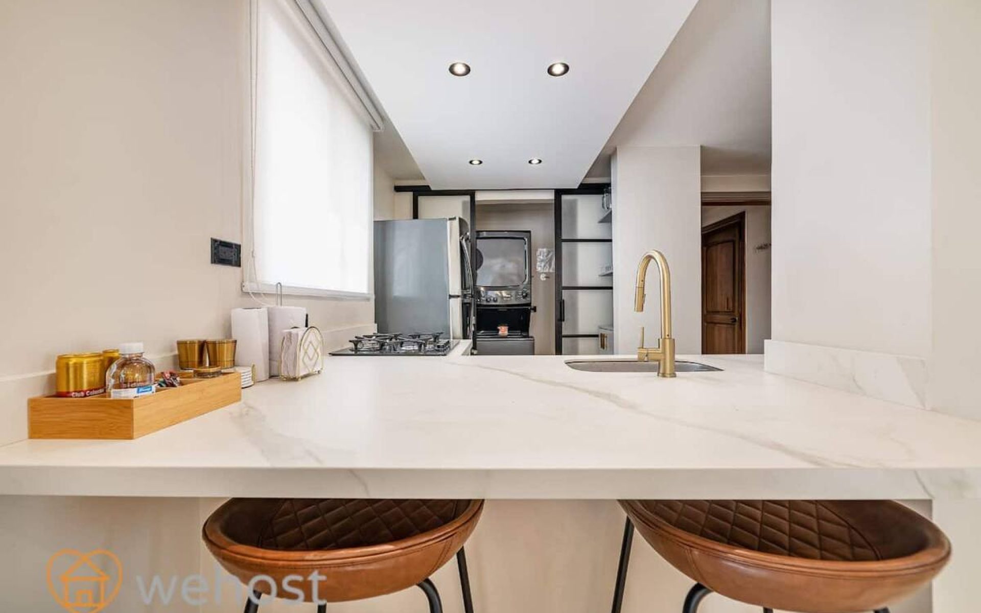 eb0c1b79-56d5-4230-99f0-39606a85cbdf