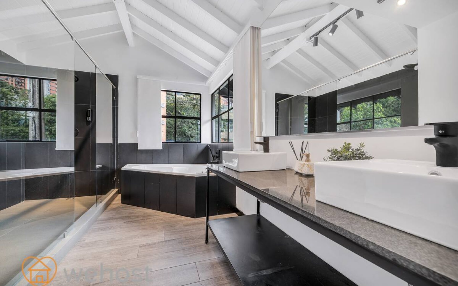 facbaa7f-d86e-4572-b08e-d3a1b484a9c4